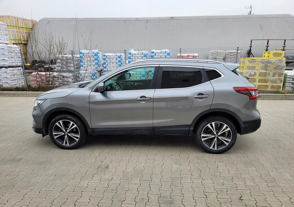 Nissan Qashqai cena 65900 przebieg: 131000, rok produkcji 2017 z Sztum małe 254